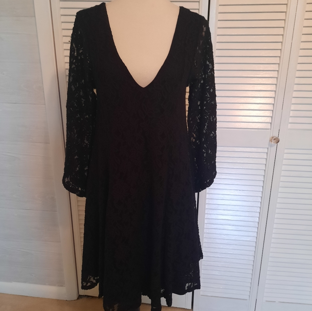 Torrid black lace fit flare dress sz 00 10/12 - Picture 5 of 6